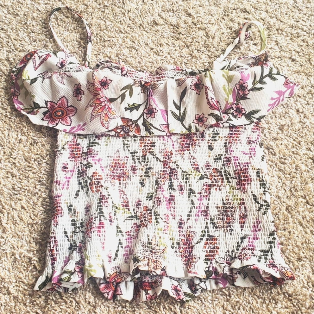 3/$20 Floral Mind Code Top Size Small - Picture 6 of 6